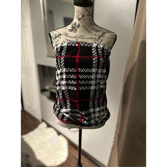 Two piece plaid open front jacket, casual contrast, trim. Pull on skirt with str - Picture 7 of 16